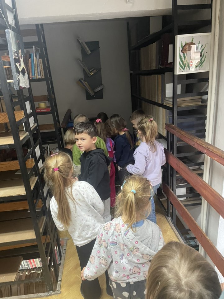 Wycieczka do biblioteki